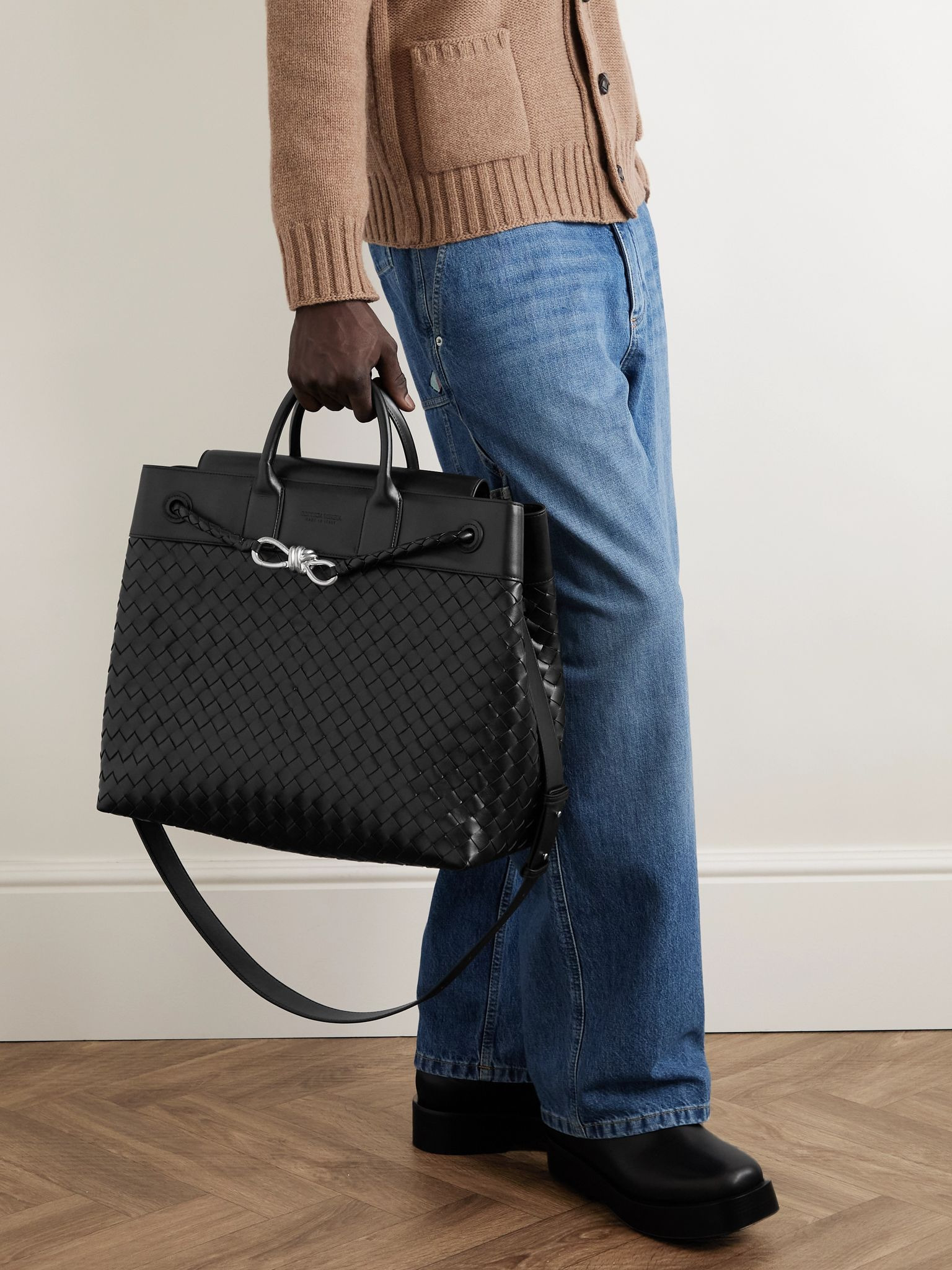 Andiamo Large Intrecciato Leather Messenger Bag Black - 7