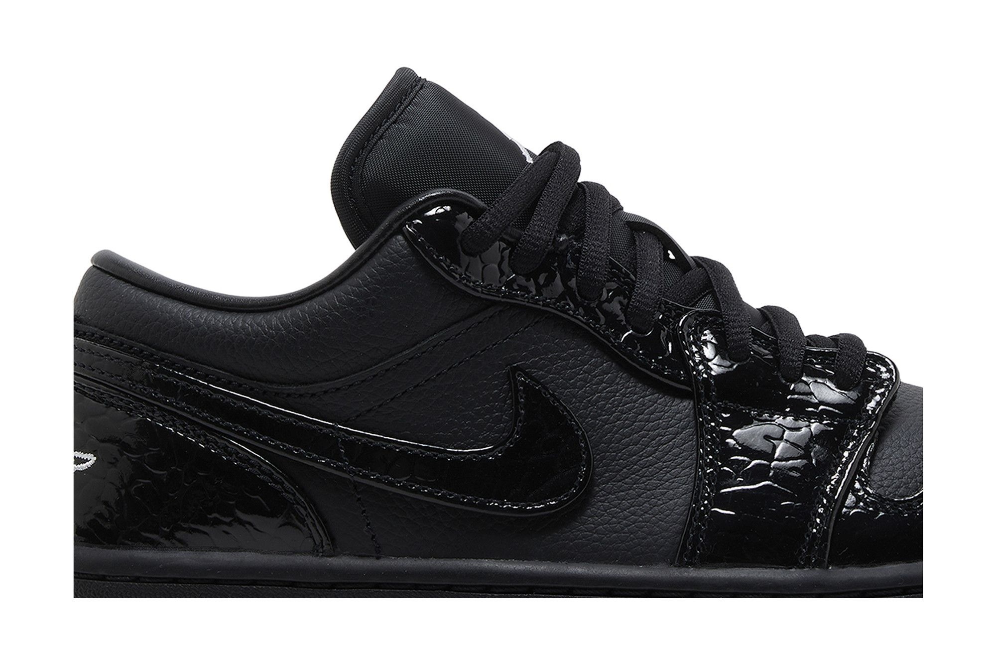 Wmns Air Jordan 1 Low SE 'Black Croc' - 2