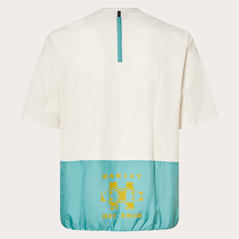 OAKLEY Off Grid SS Tech Tee outlook
