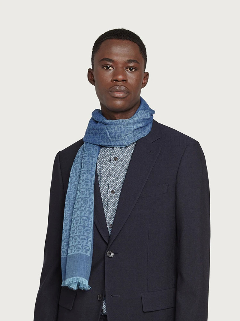 FERRAGAMO GANCINI STOLE outlook