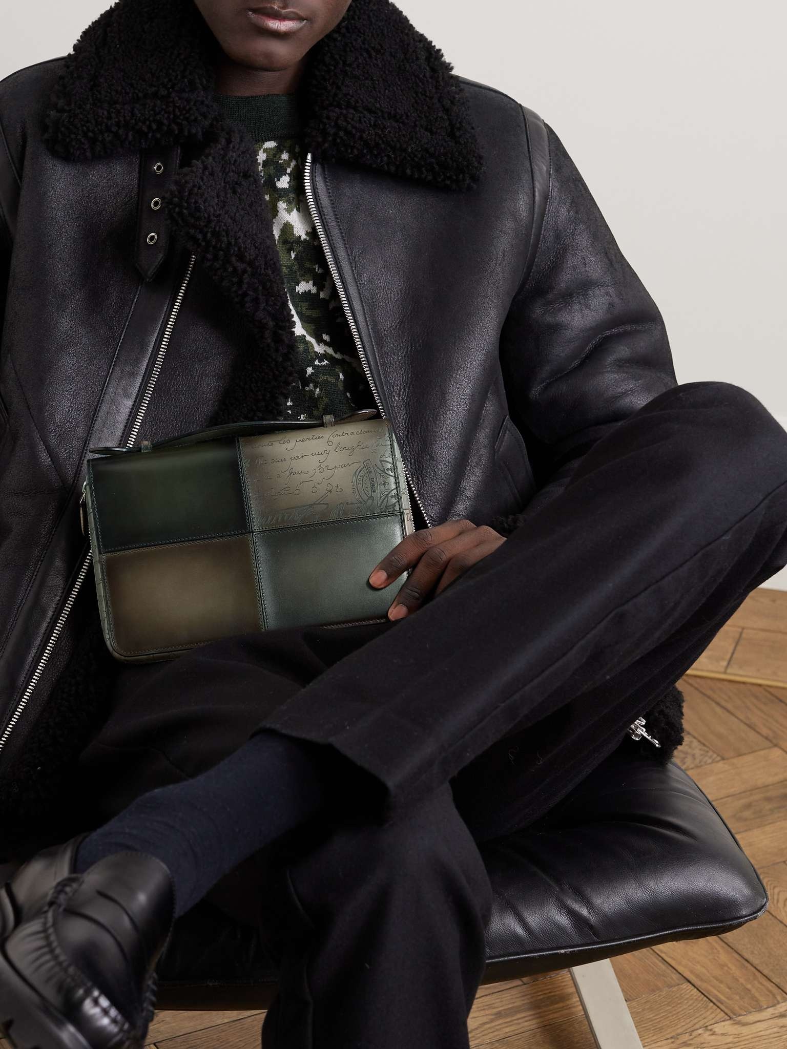 Itauba Scritto Panelled Venezia Leather Pouch - 2