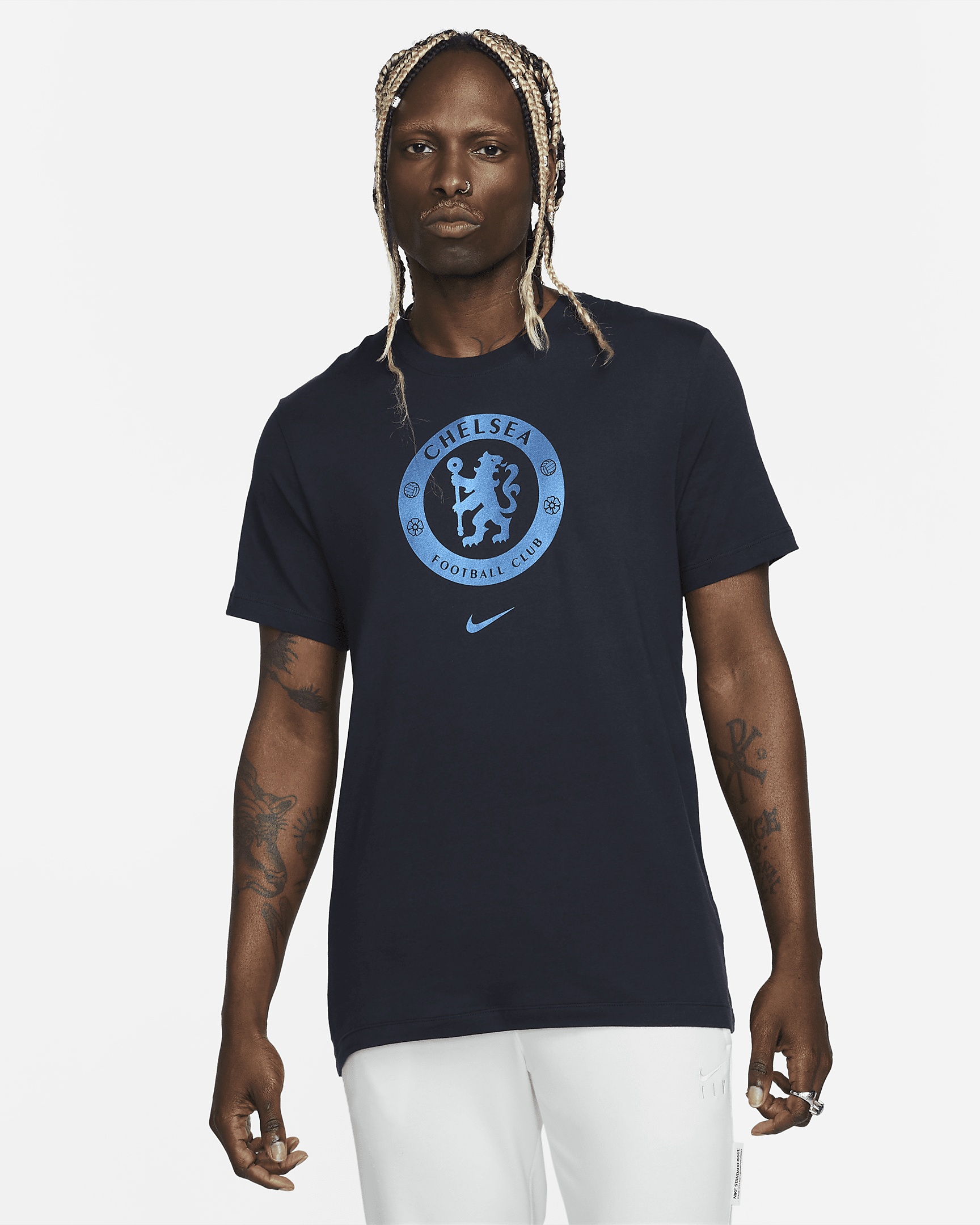 Nike Men's Chelsea FC Crest Soccer T-Shirt - 1