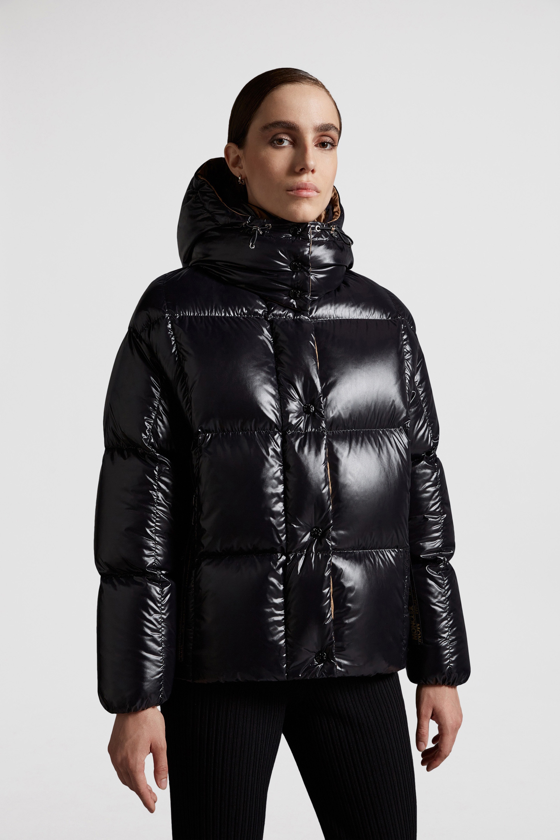 MONCLER | Paranas llic Hooded Short Down Jacket 関税込 Moncler Parana Hooded Short Down Jacket | REVERSIBLE