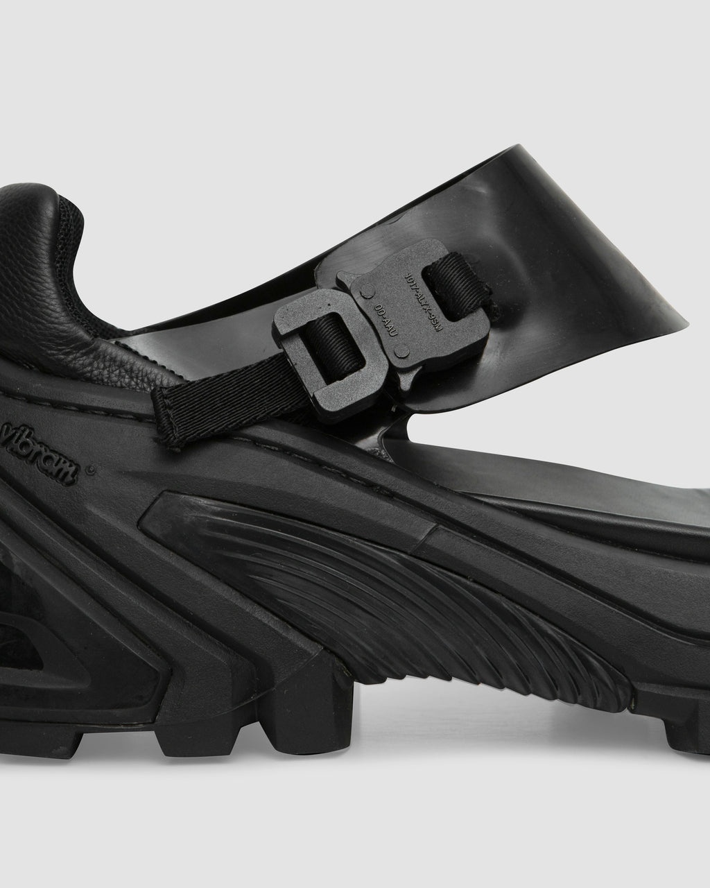 SANDAL WITH VIBRAM SOLE - 7