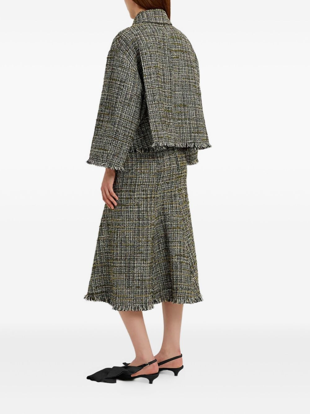 flower-embellished tweed jacket - 4