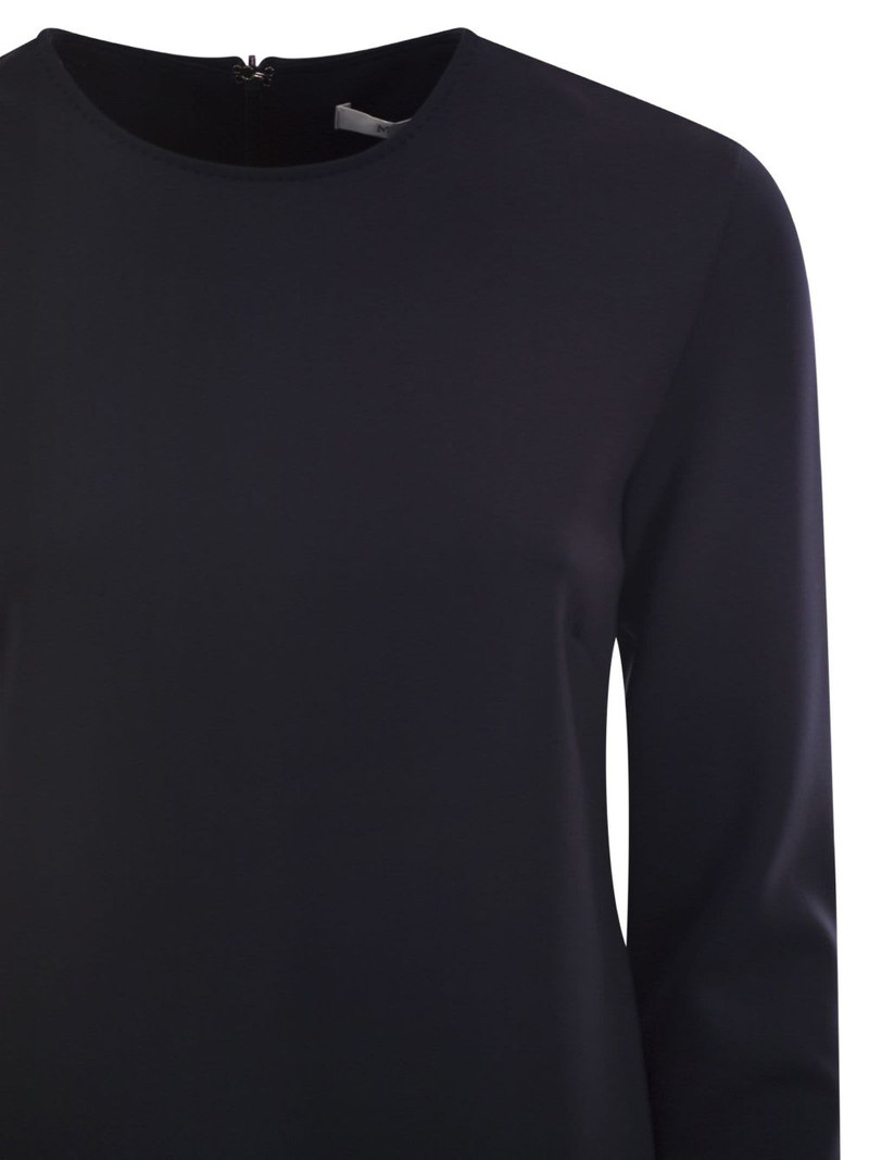 slim zip top 4