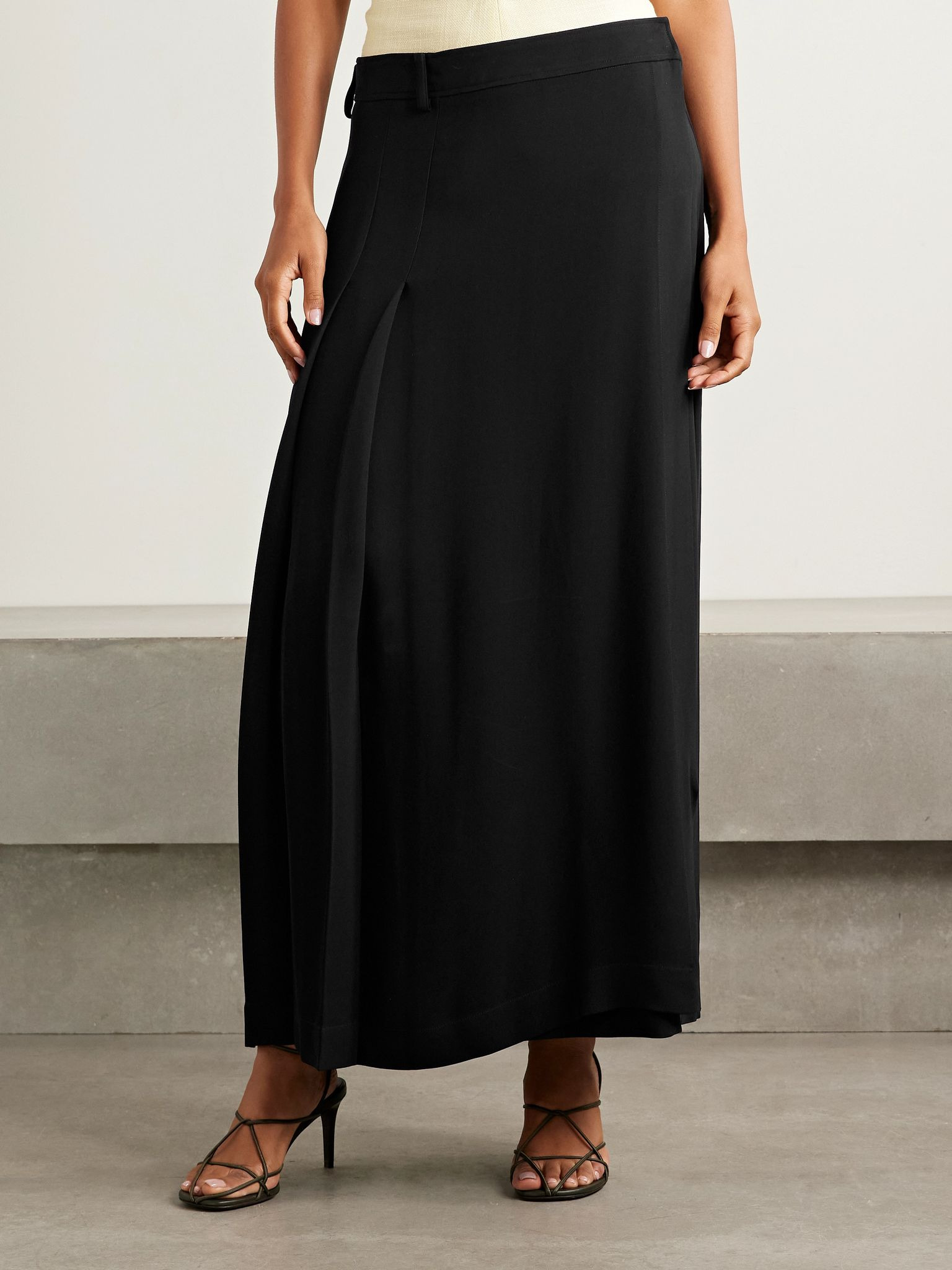 Pleated crepe maxi wrap-effect skirt Black - 3