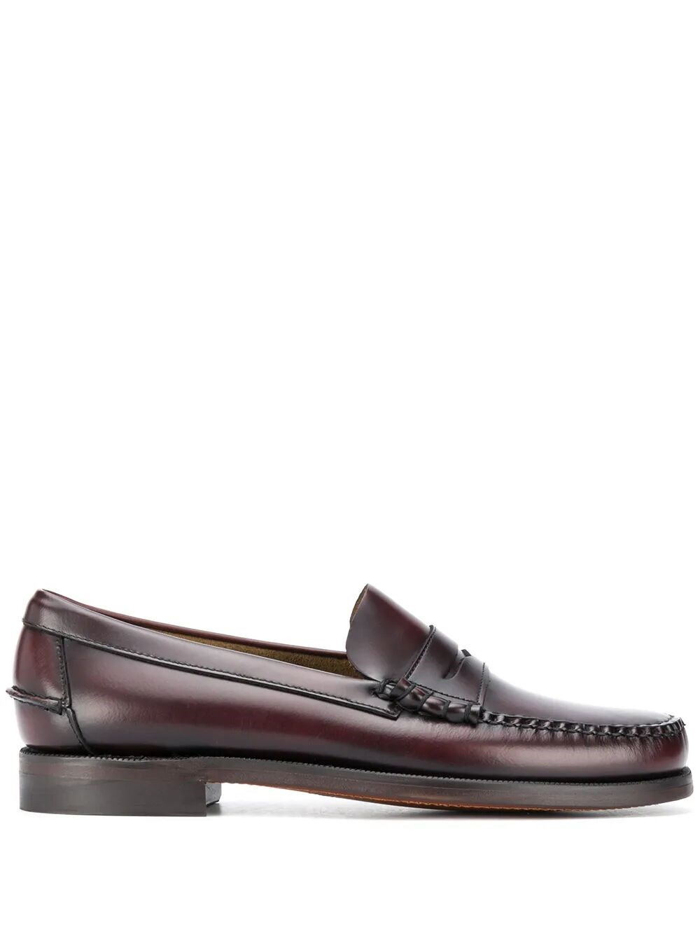 Introducing the "CLASSIC DAN" LOAFER by SEBAGO, a quintessential piece in the realm of loafers. Craf - 1