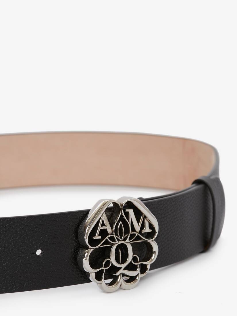 Seal Logo Belt in Black - 3