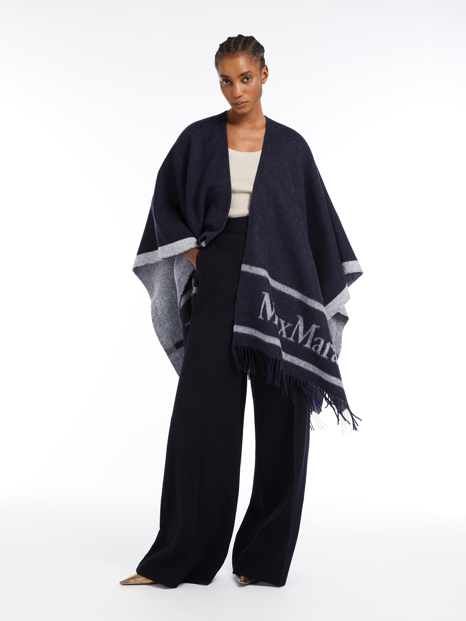 スカーフ Max Mara HILDESTD - Jacquard wool poncho Max Mara HILDE Jacquard wool poncho | REVERSIBLE
