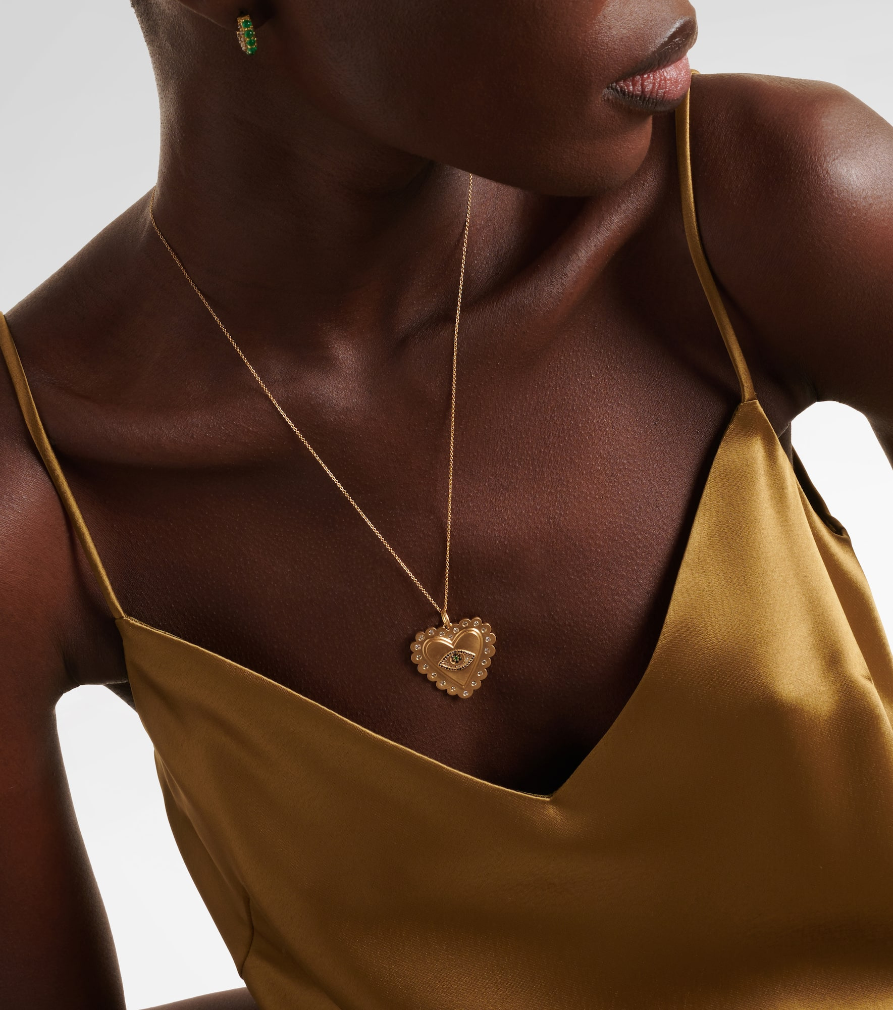 18kt gold necklace with diamonds and tsavorites - 3