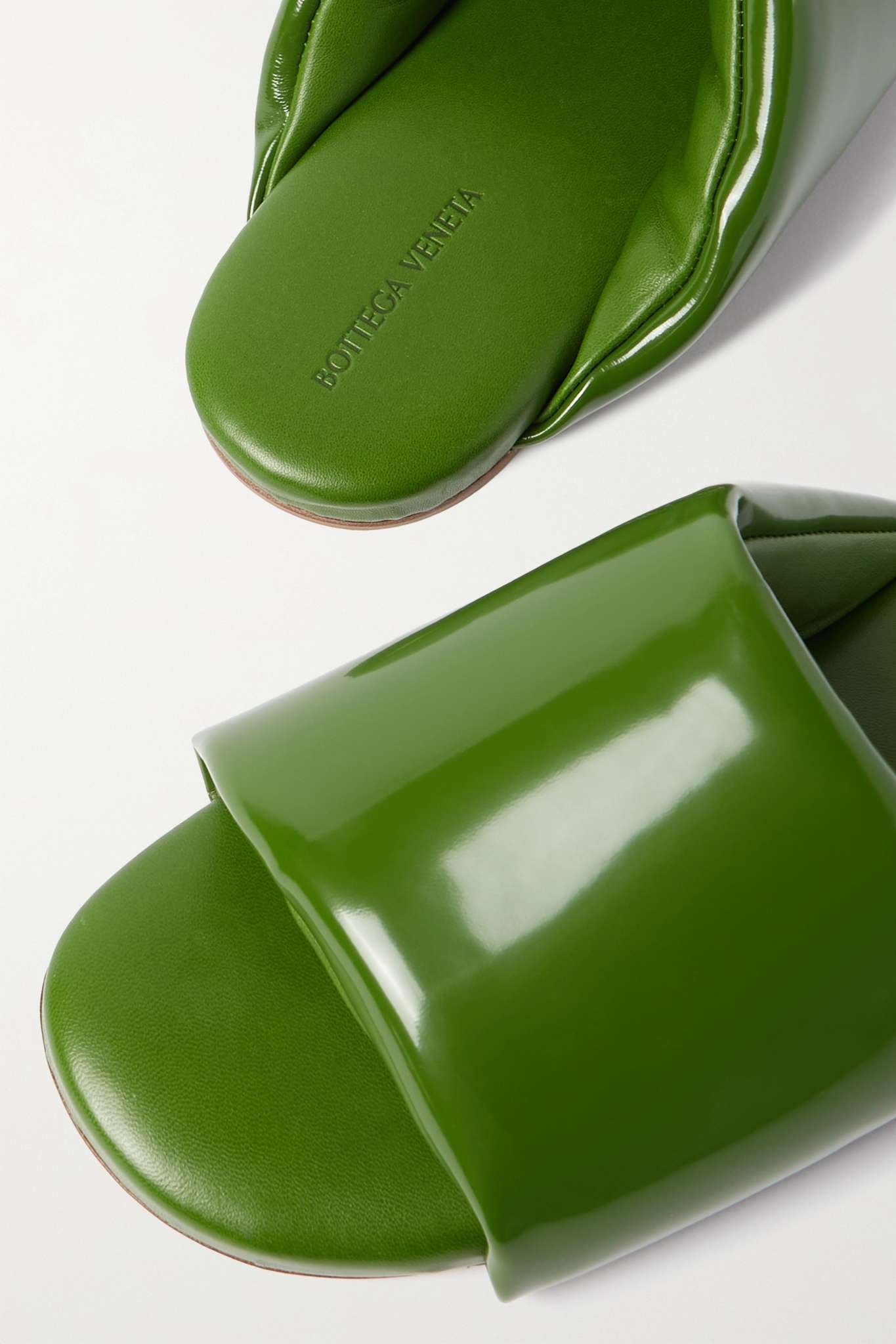 Glossed-leather slides - 4