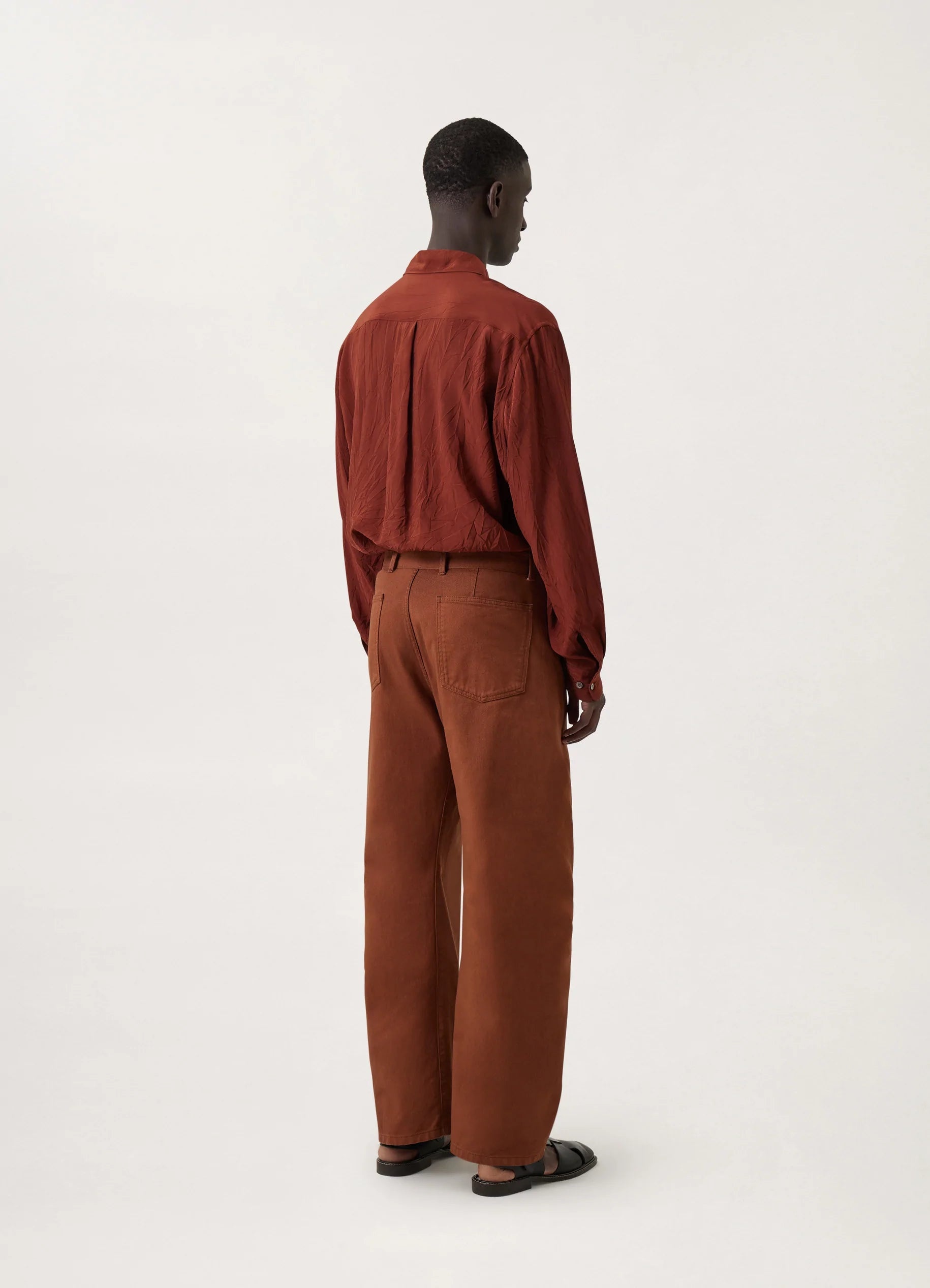 TWISTED BELTED PANTS
GARMENT DYED DENIM - 9