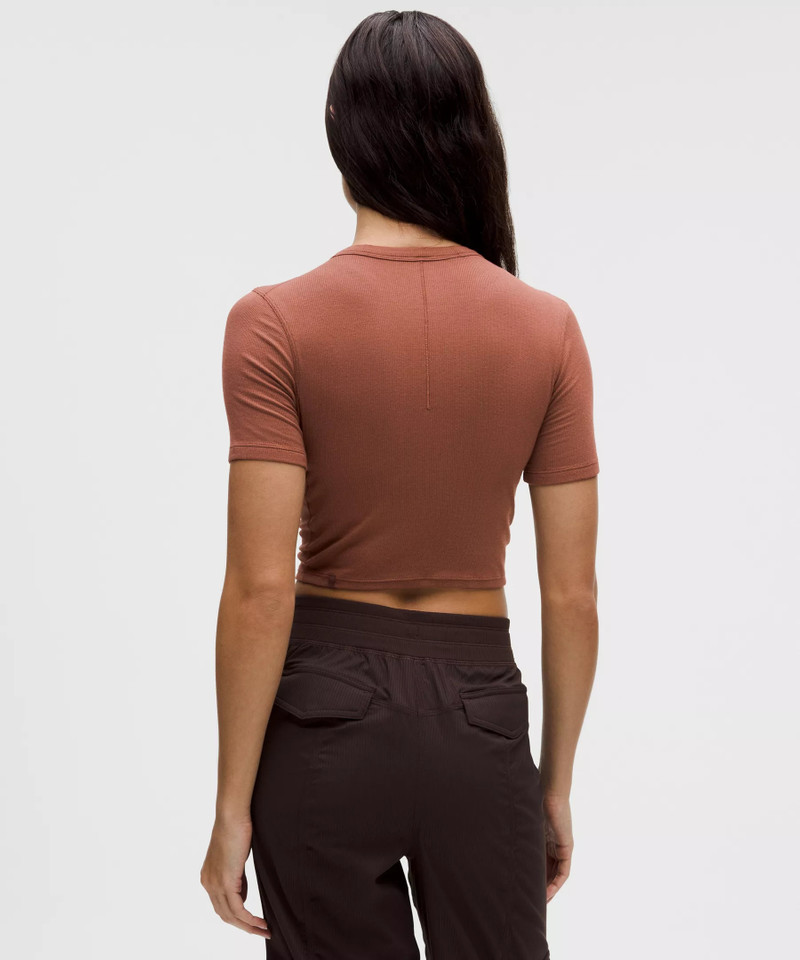Hold Tight Straight-Hem Cropped T-Shirt 3