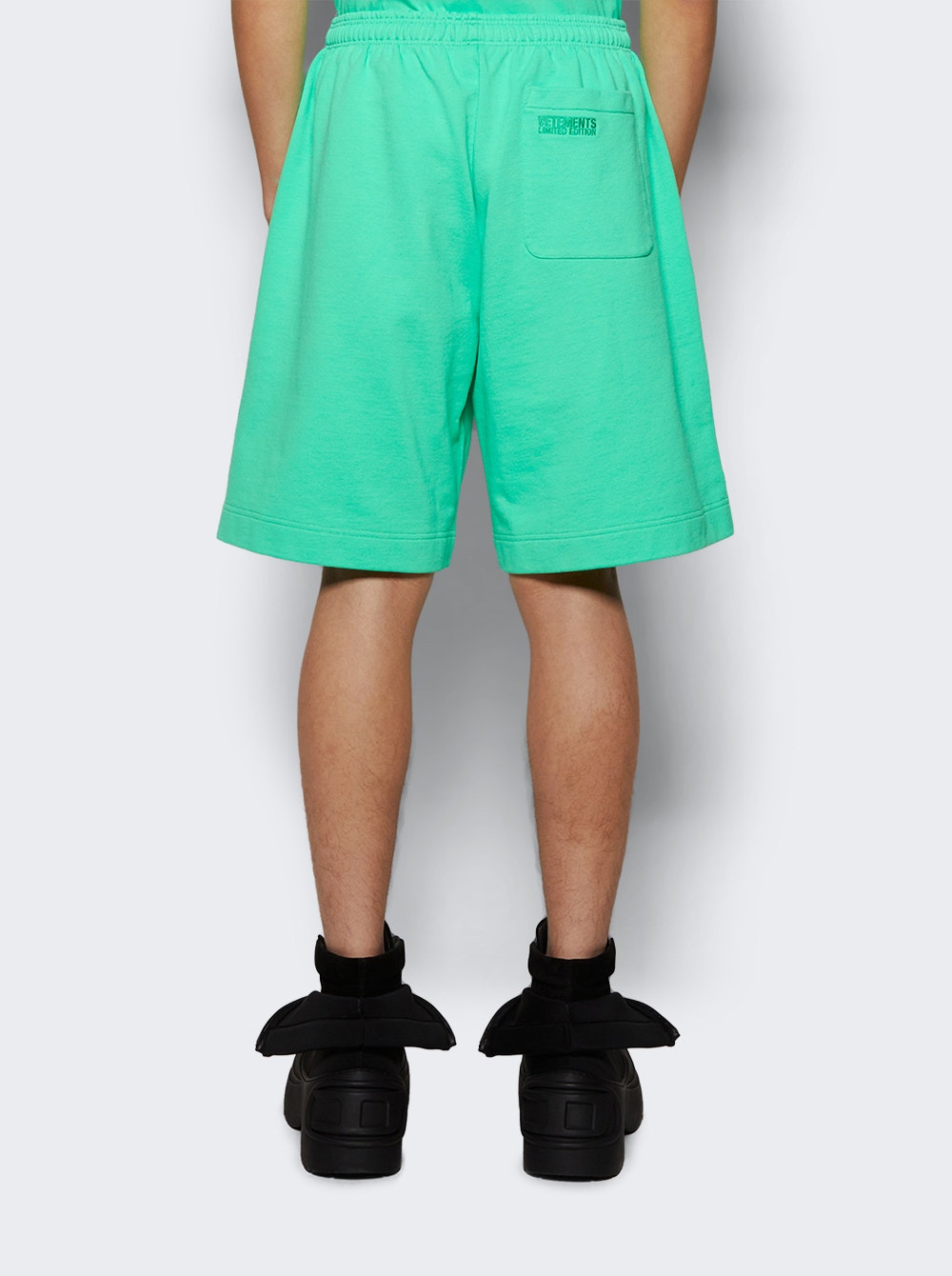 Oval Logo Shorts Neon Green - 5