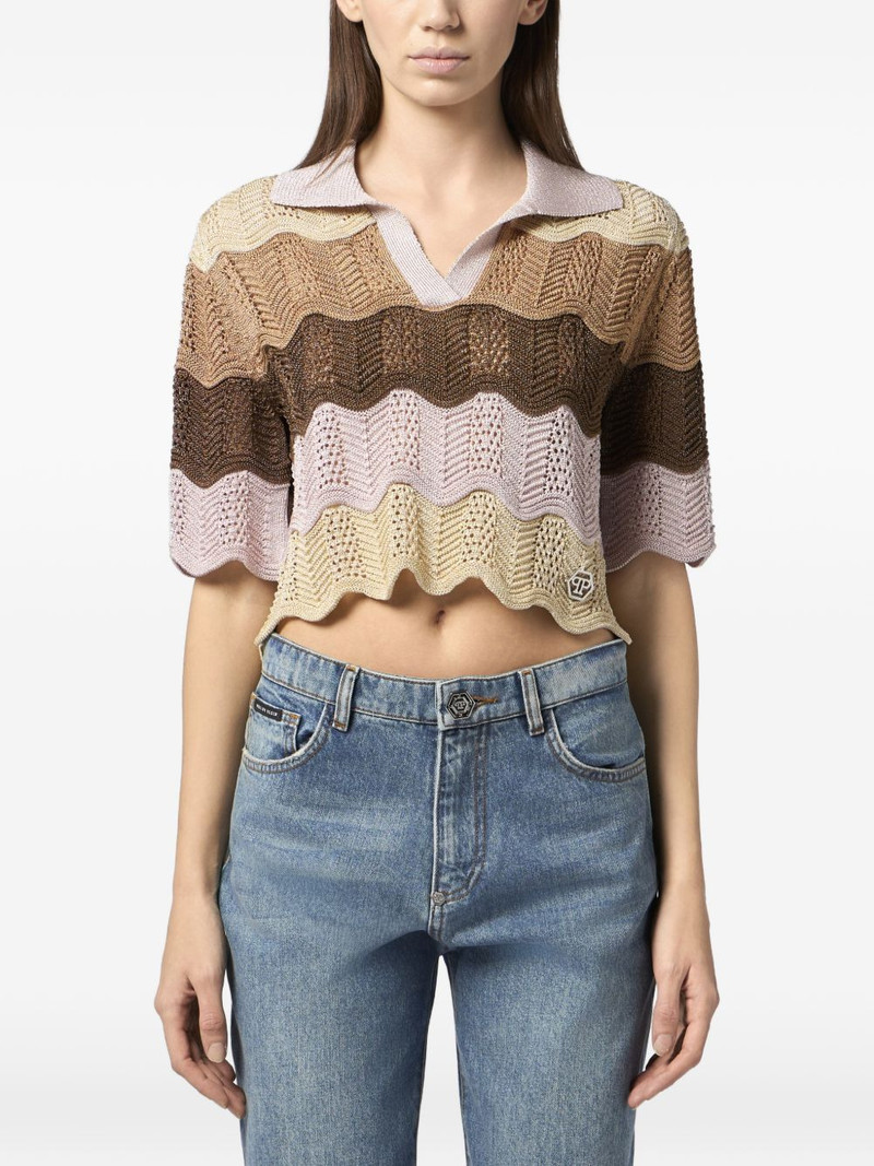 V-neck top 3