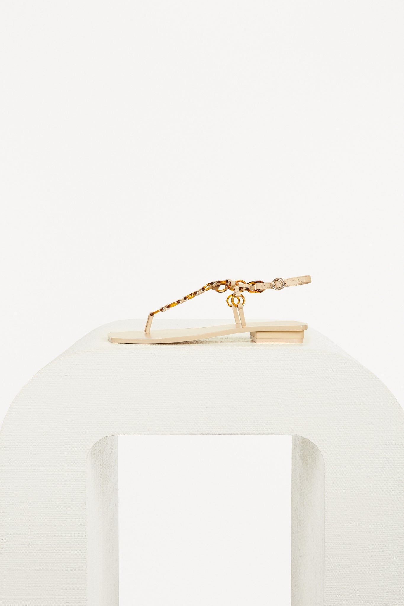 JACKIE SANDAL - 1