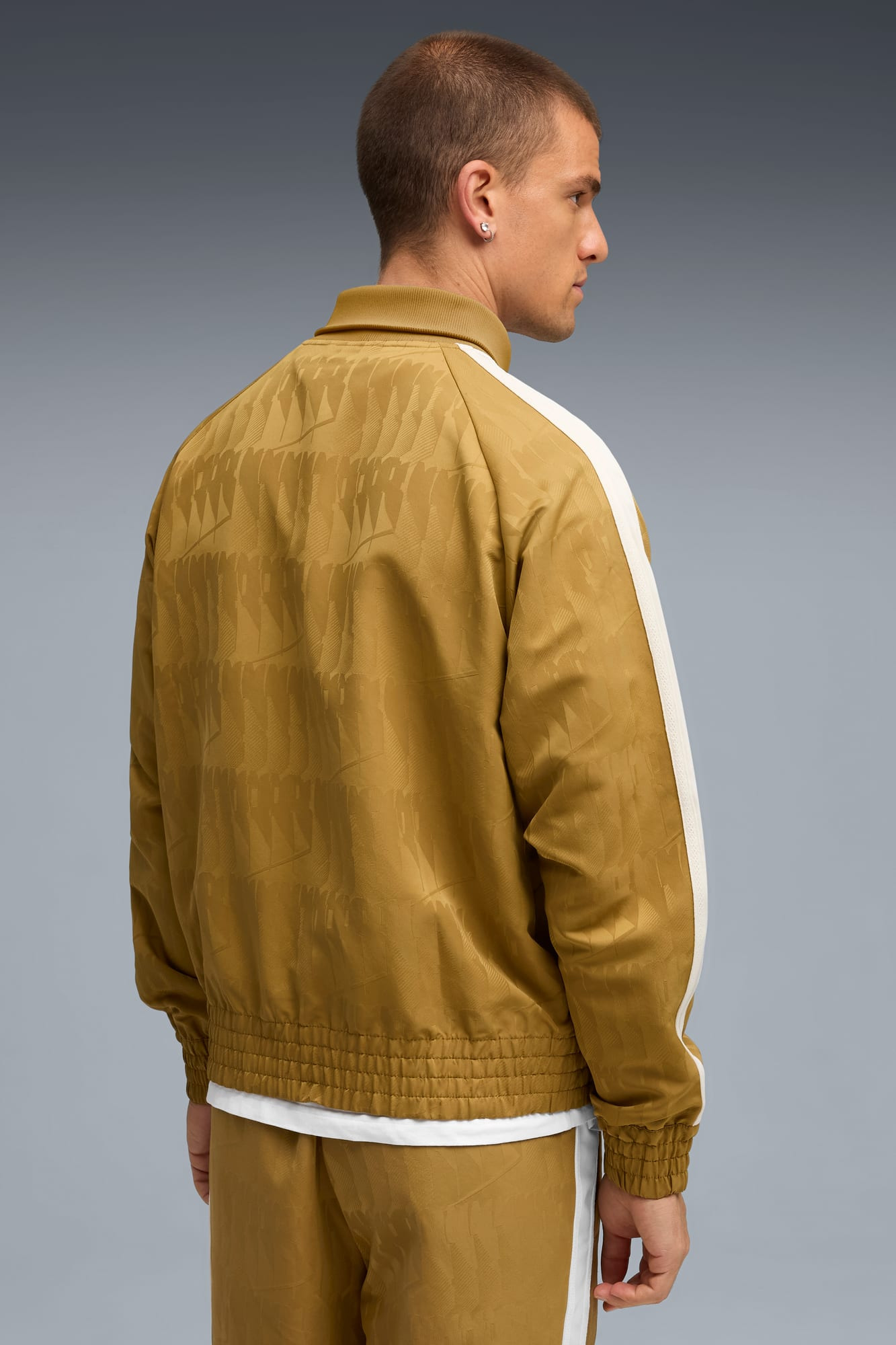 The NeverWorn VI T7 Track Jacket Men - 6