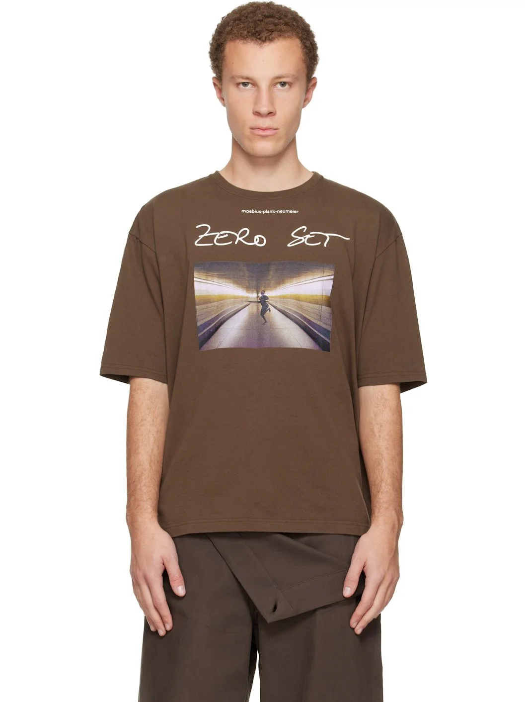 Brown UC2E4813-5 T-shirt - 1