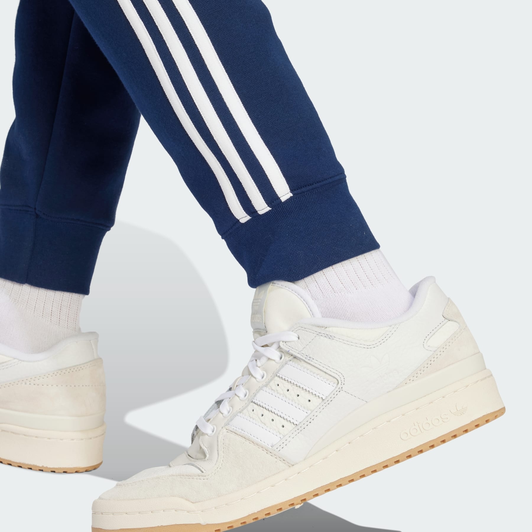Adicolor 3-Stripes Pants - 6