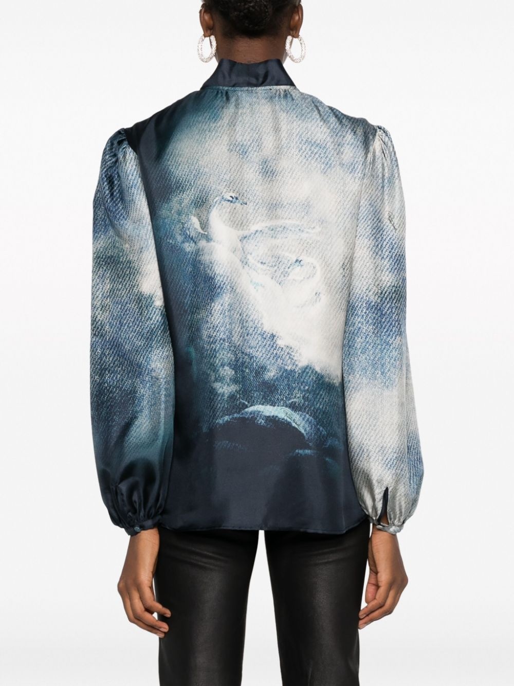 graphic-print silk blouse - 4