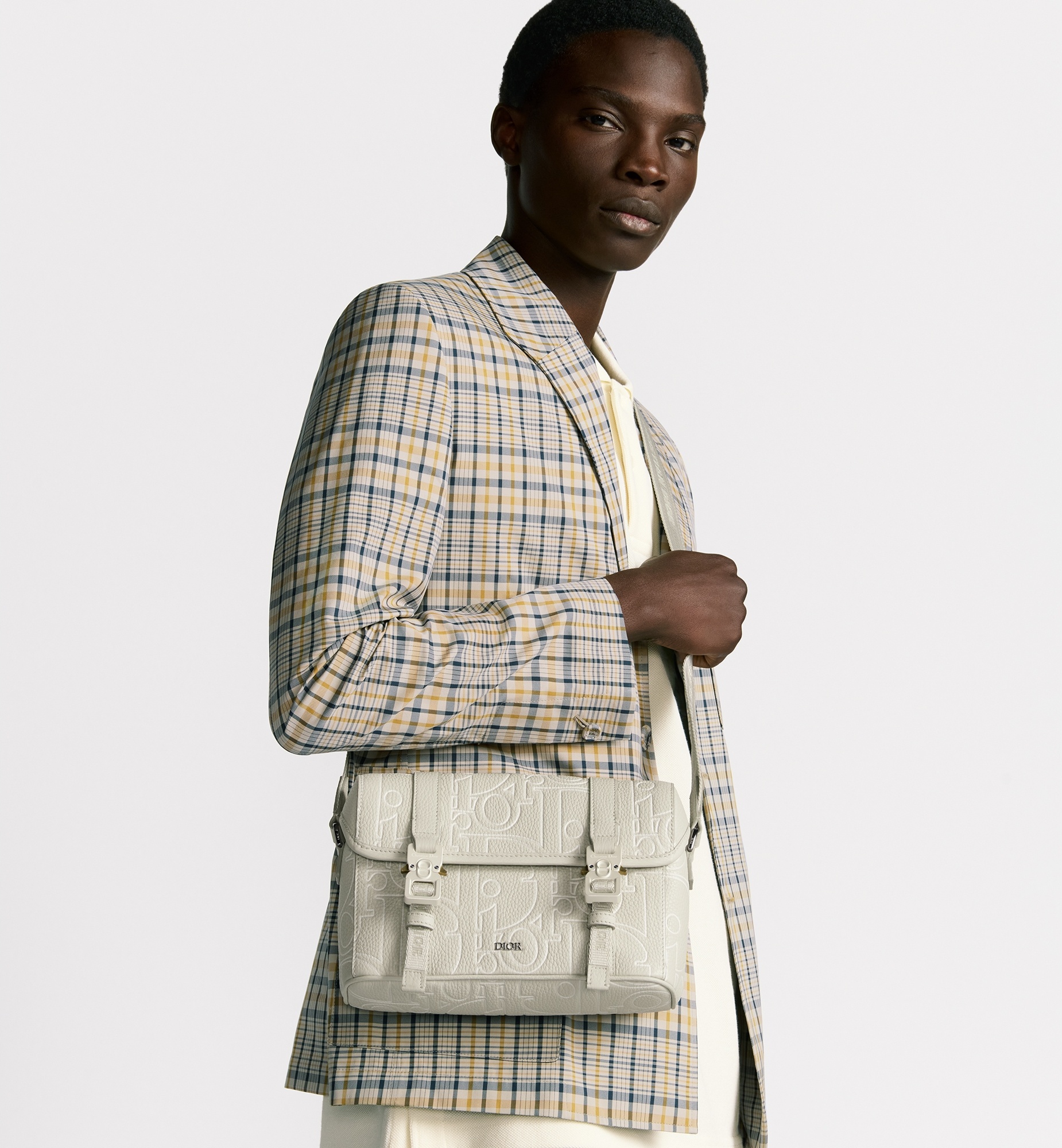 Dior Hit the Road Messenger Bag with Flap - 2