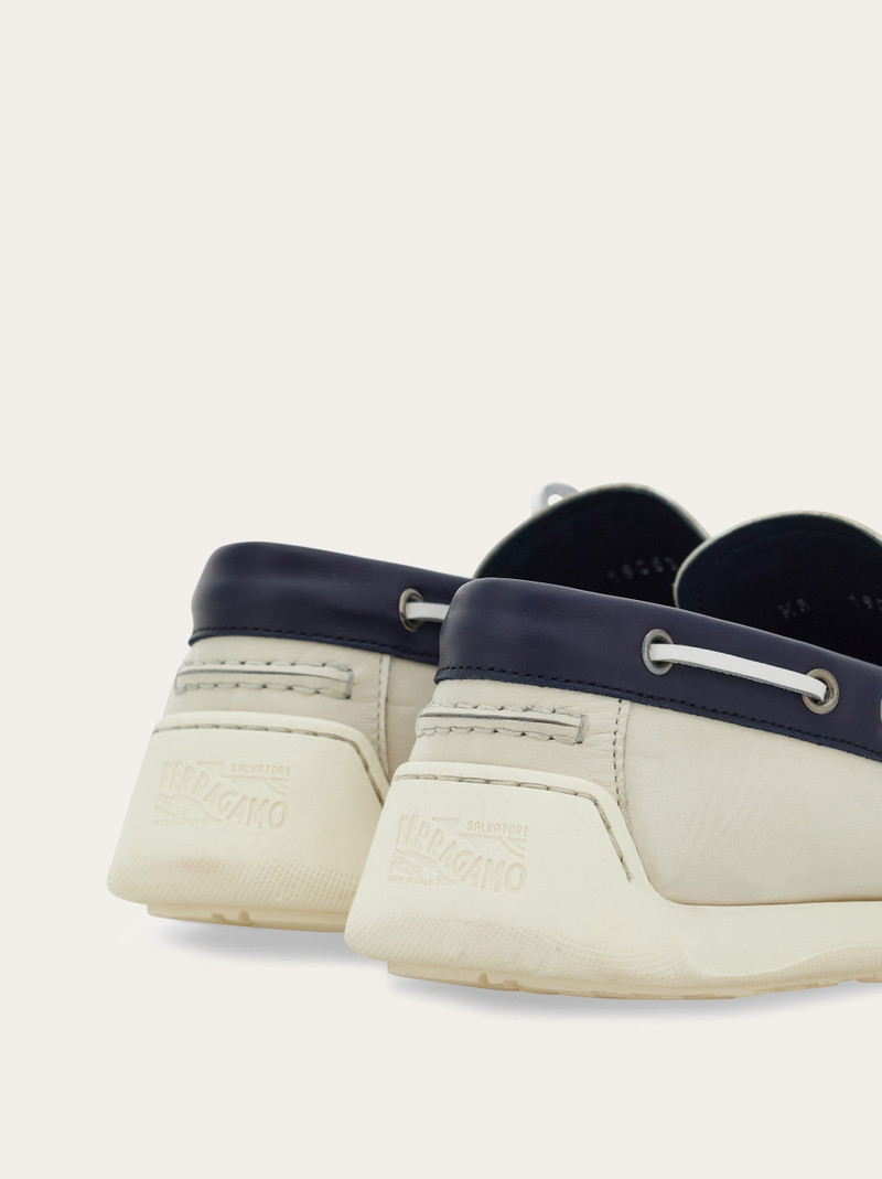 FERRAGAMO Boat shoe with Gancini ornament outlook