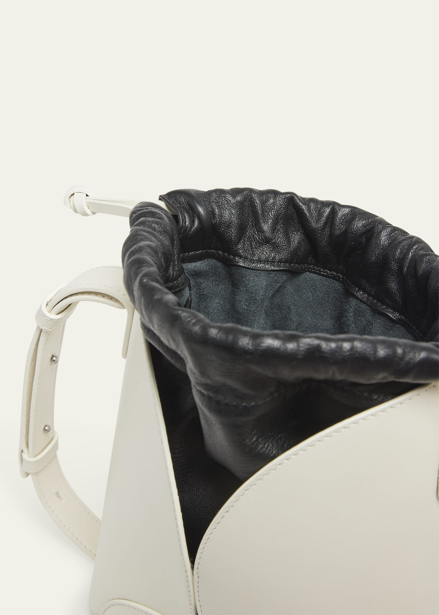 Ellipse Drawstring Calfskin Crossbody Bag - 3