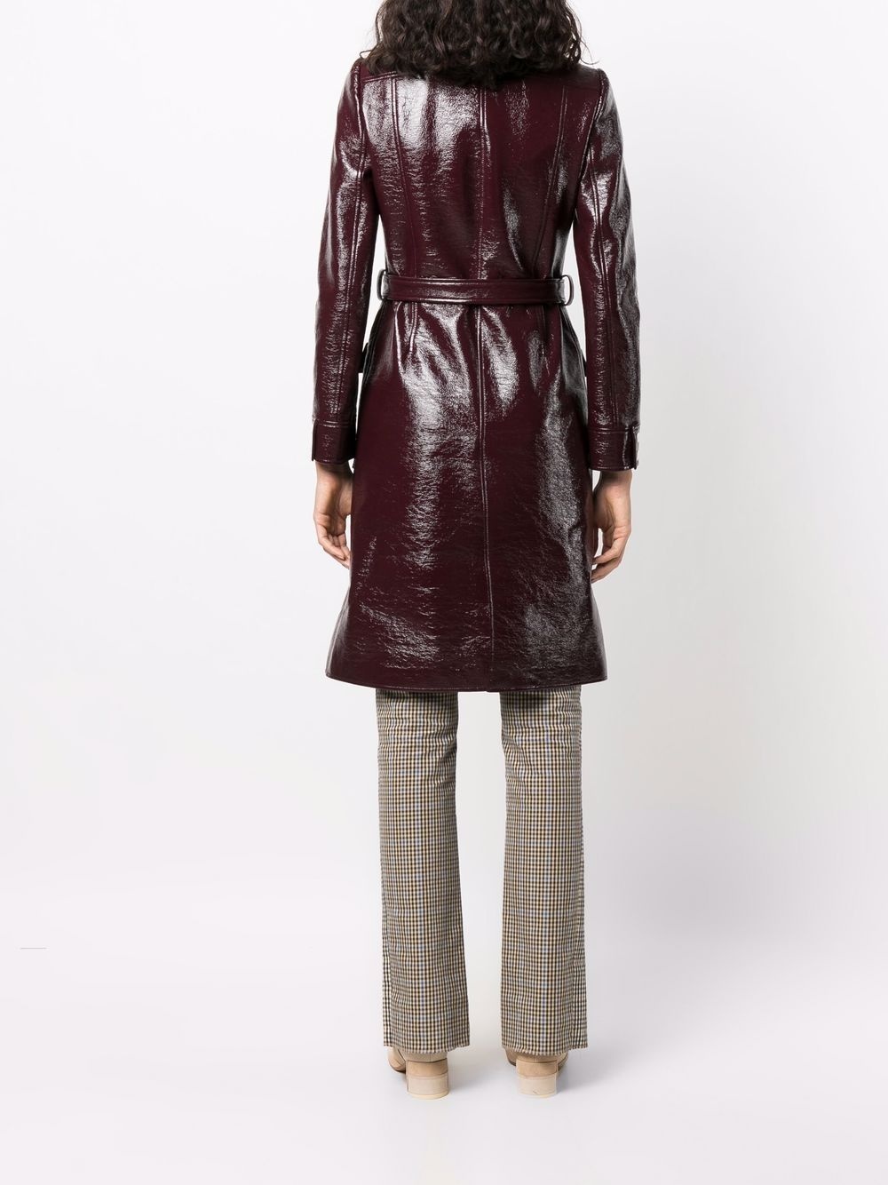 logo-appliqué vinyl trench coat - 4
