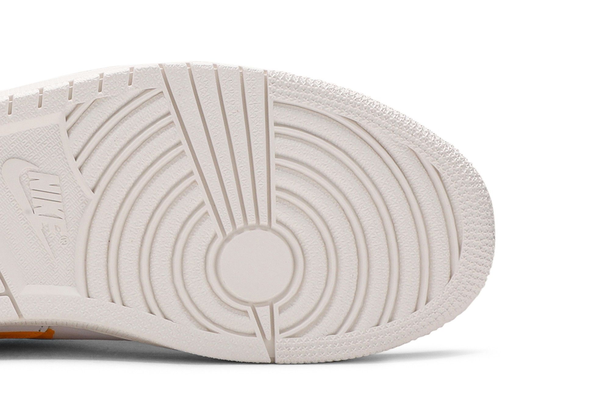 Air Jordan 1 Centre Court 'University Gold' - 5