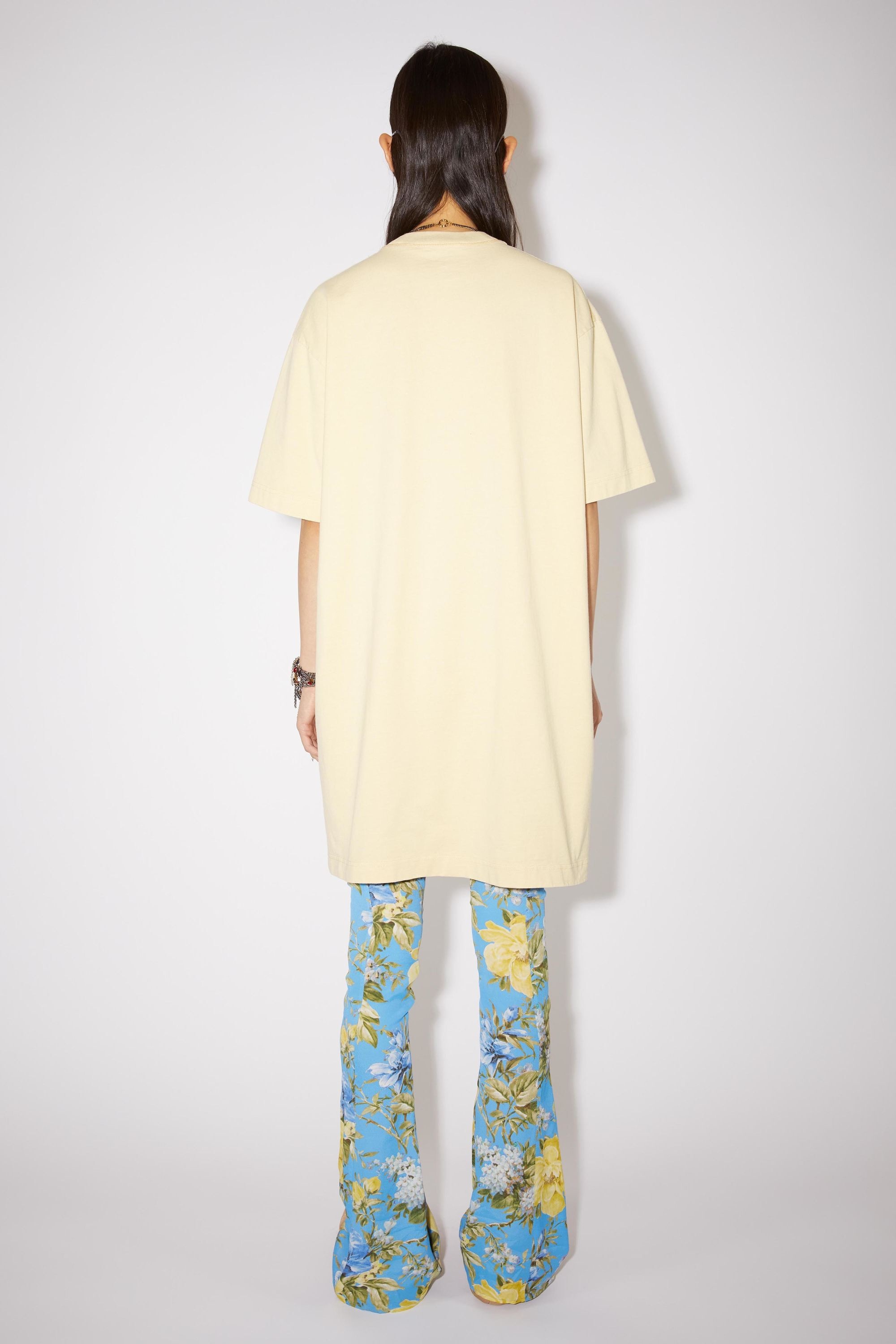 Logo t-shirt dress - Vanilla yellow - 3