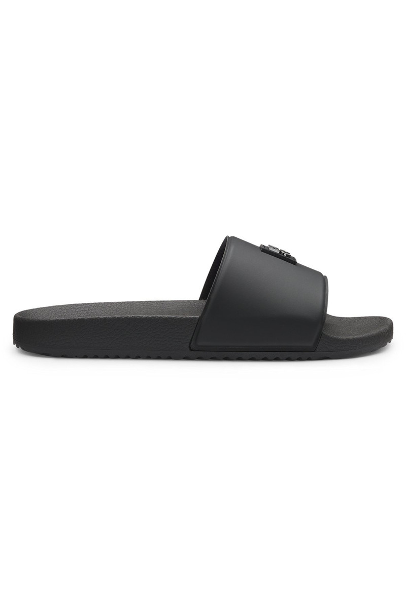 ITALIAN-MADE SLIDES WITH CONTRAST-LOGO STRAP 1
