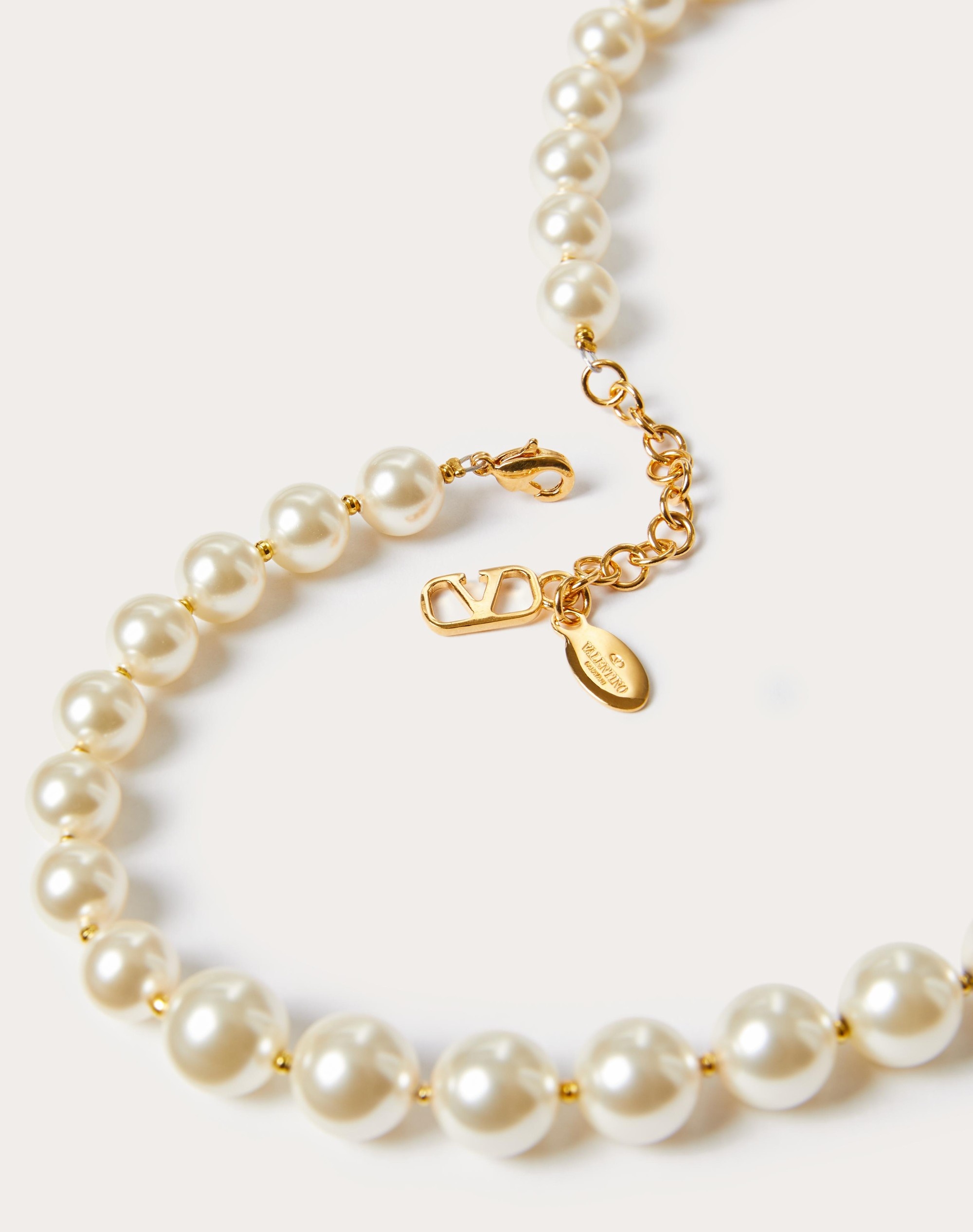 VLOGO SIGNATURE METAL NECKLACE WITH SWAROVSKI® PEARLS - 4