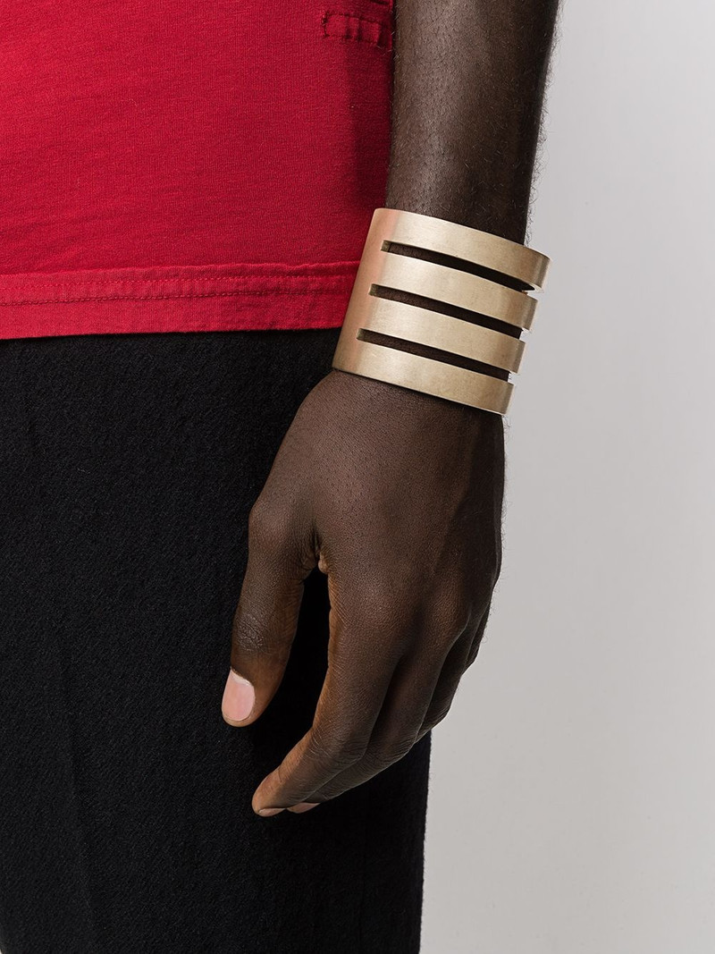 Parts of Four Ultra Reduction Slit cuff outlook