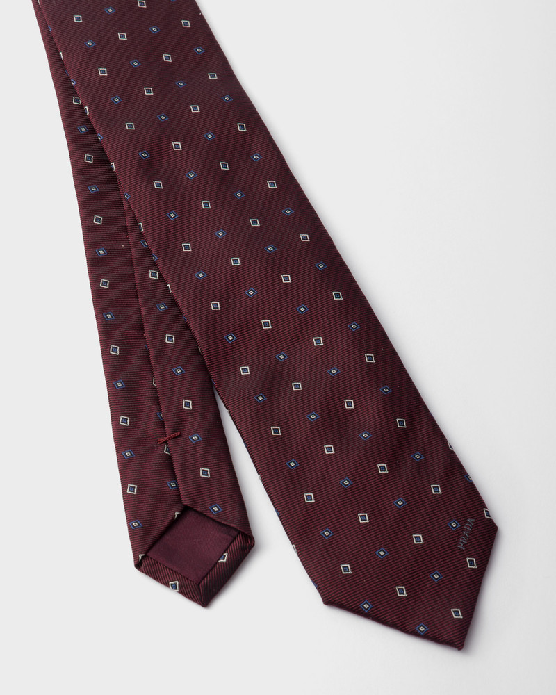 Silk tie 4