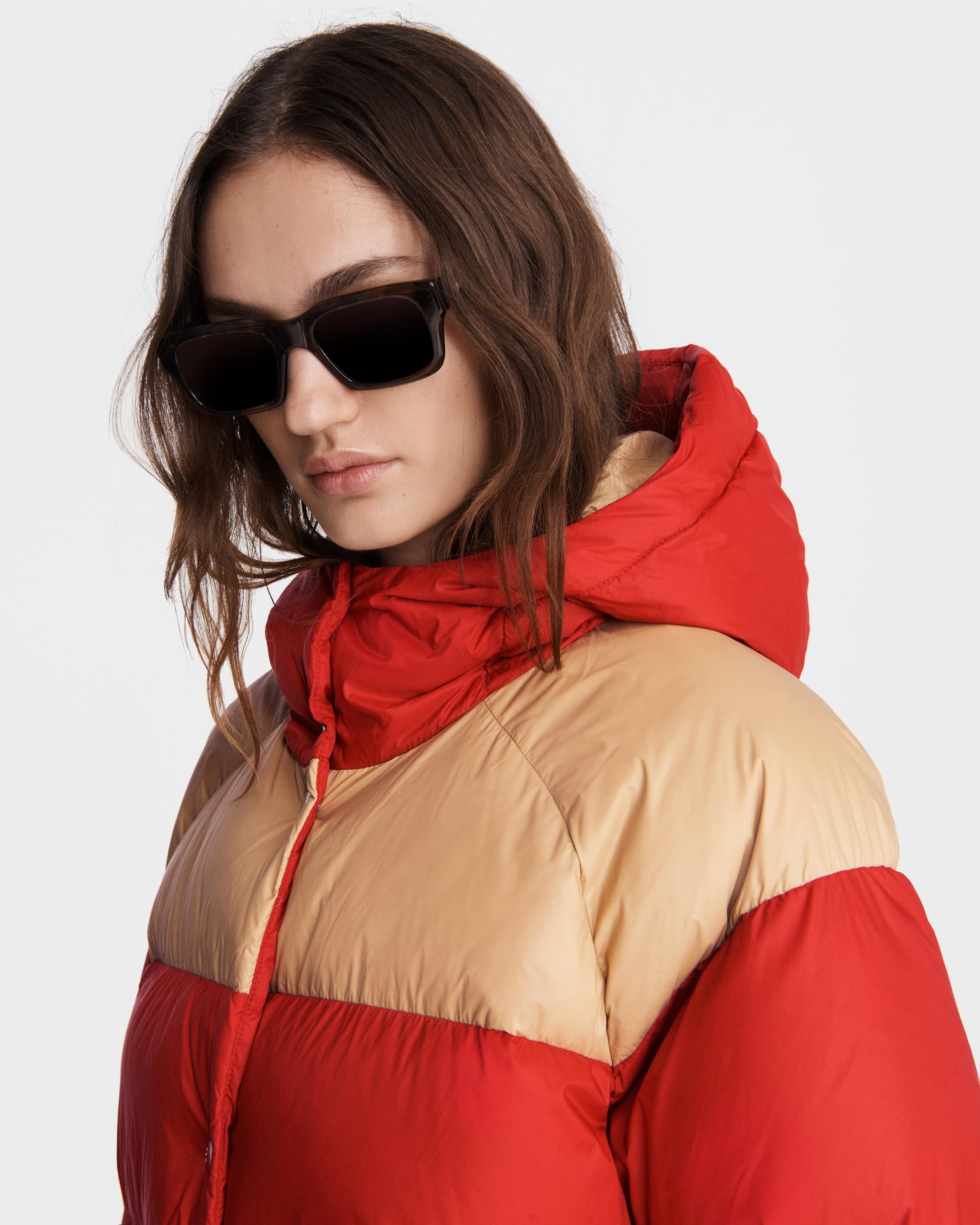 Joelle Nylon Puffer Jacket
Oversized Fit Jacket - 6