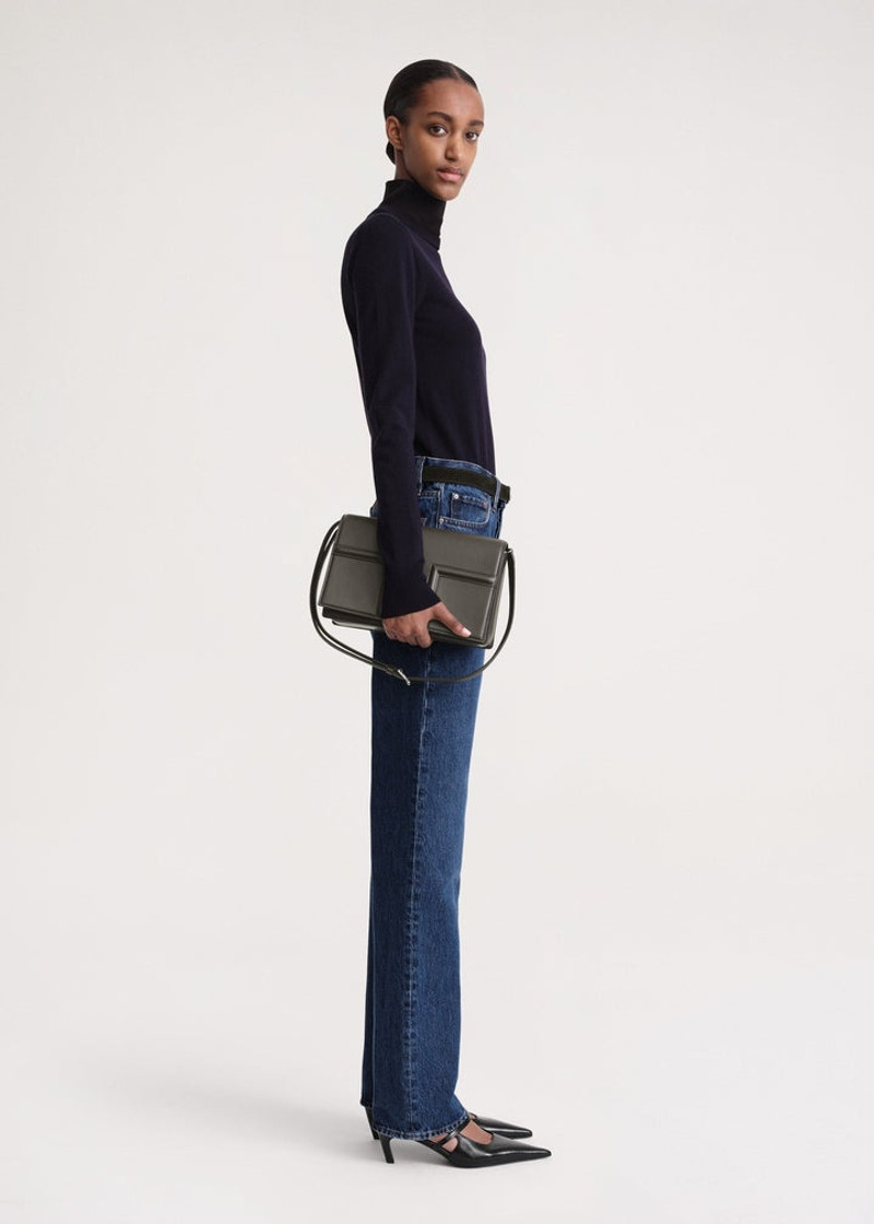 Two-tone turtleneck knit navy 3