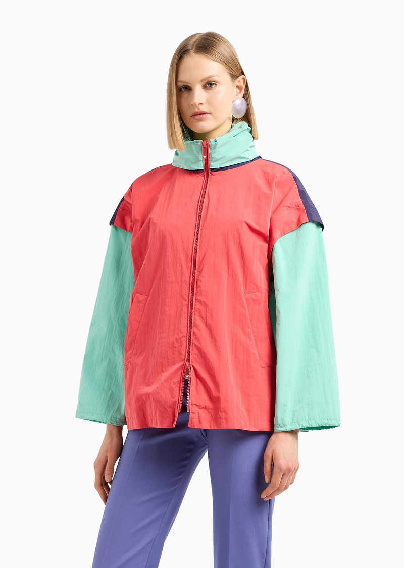 Water-repellent technical fabric blouson with detachable sleeves and godet pleat 2