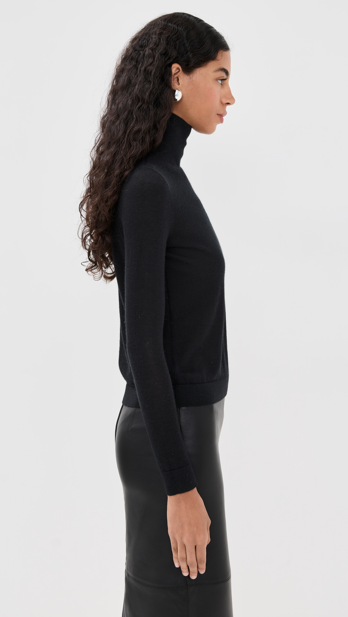 Long Sleeve Cashmere Turtleneck - 3