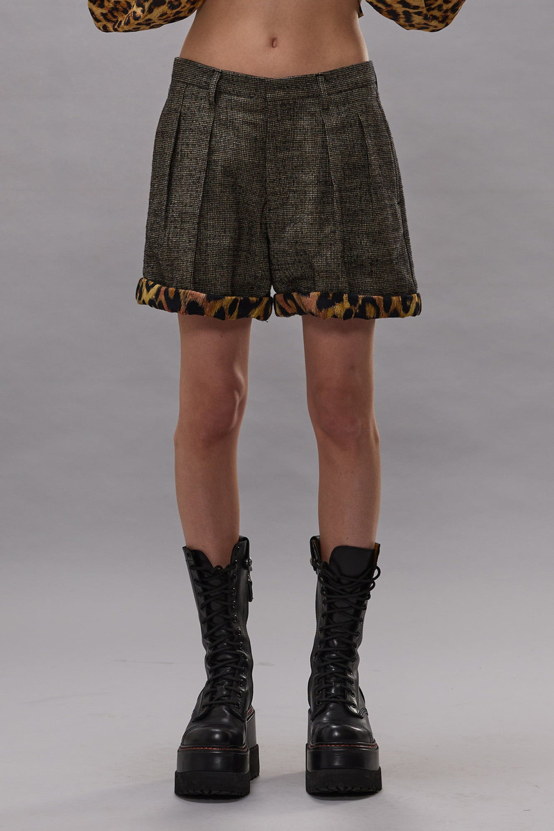 Rolled Up Pleated Short 3