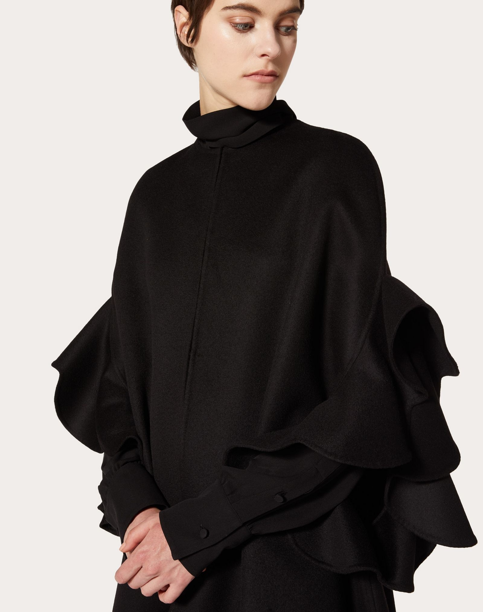 Compact Drap Cape - 5