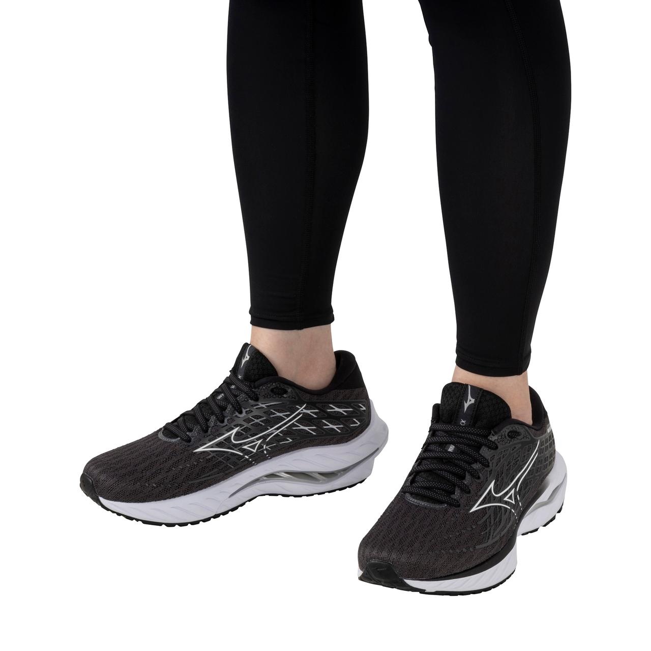 Women's Wave Inspire 20 Running Shoe - 10