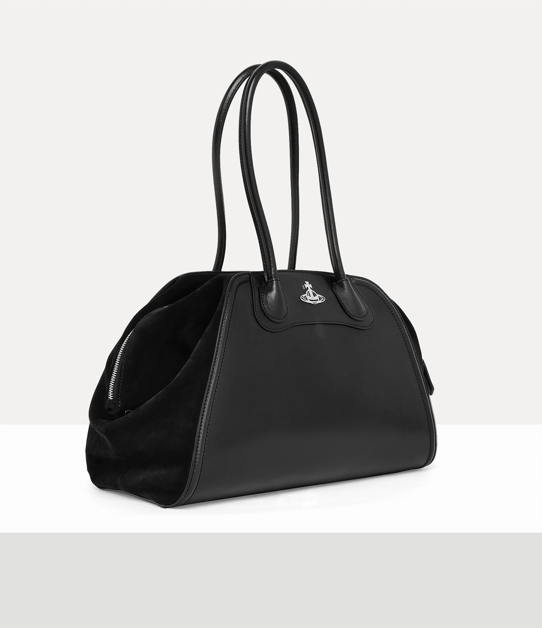 SHIRLEY HOLDALL - 6