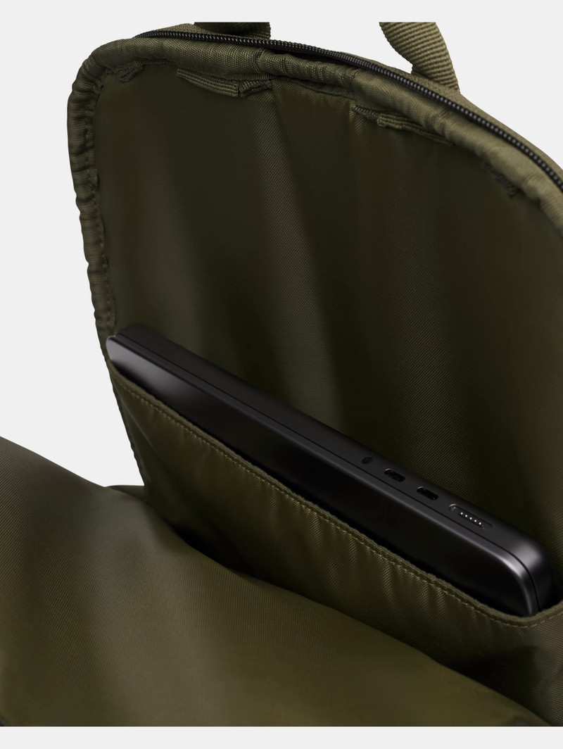 UA Triumph Campus Pro 4