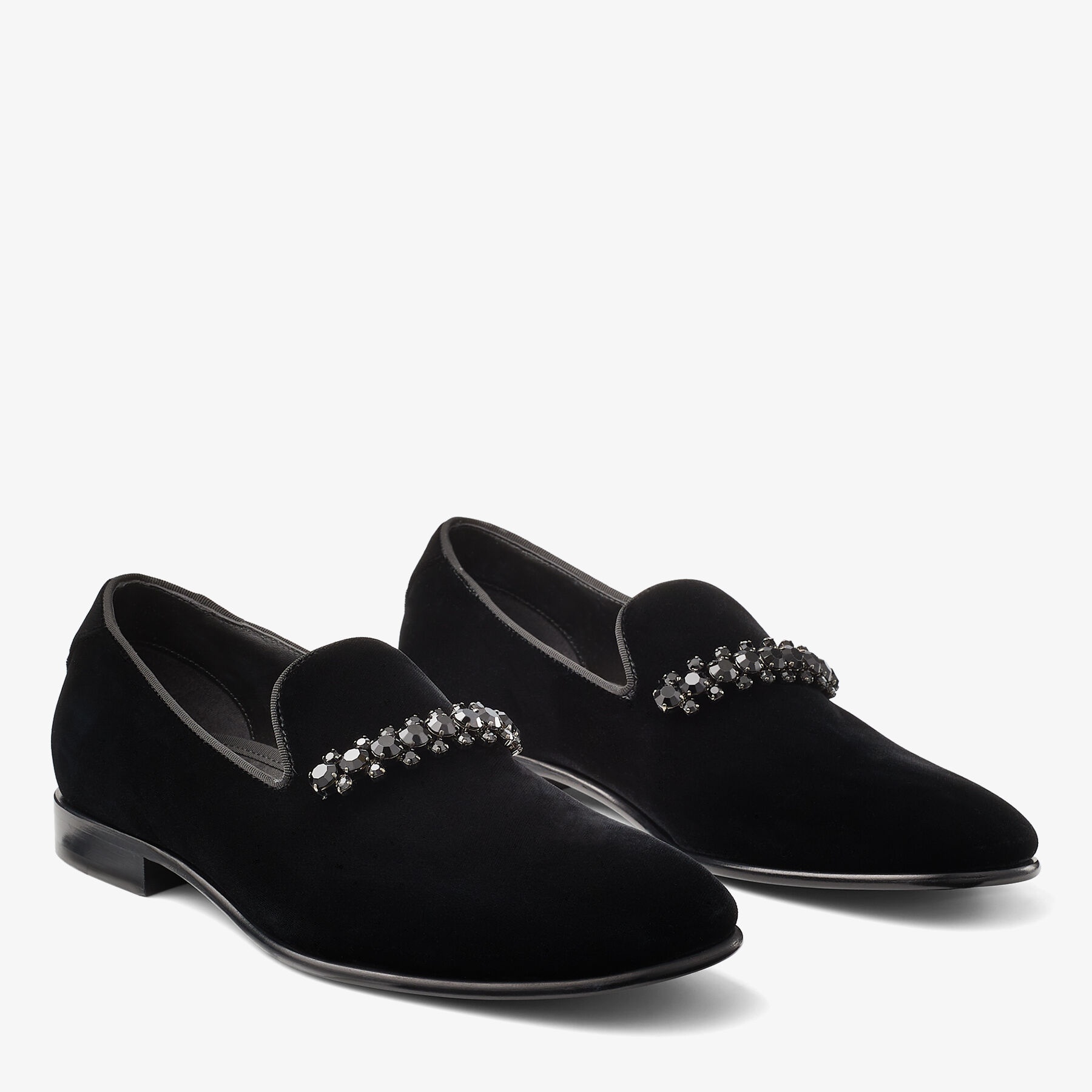 Thame
Black Velvet Slipper with Crystal Piece - 2