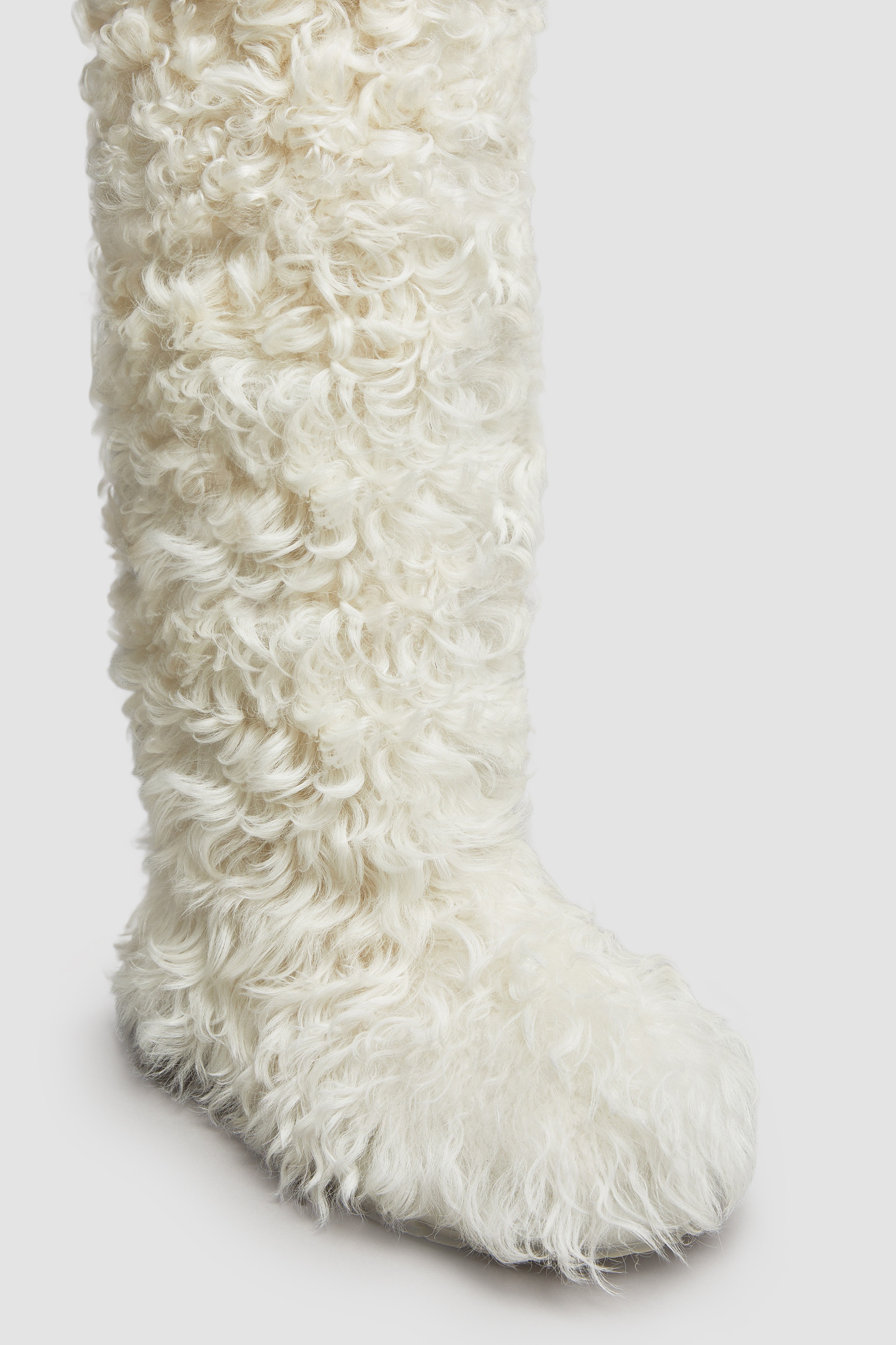 Beverly High Shearling Boots - 3