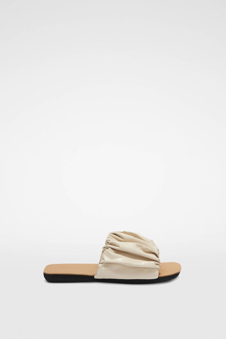 Flat Sandals - 1