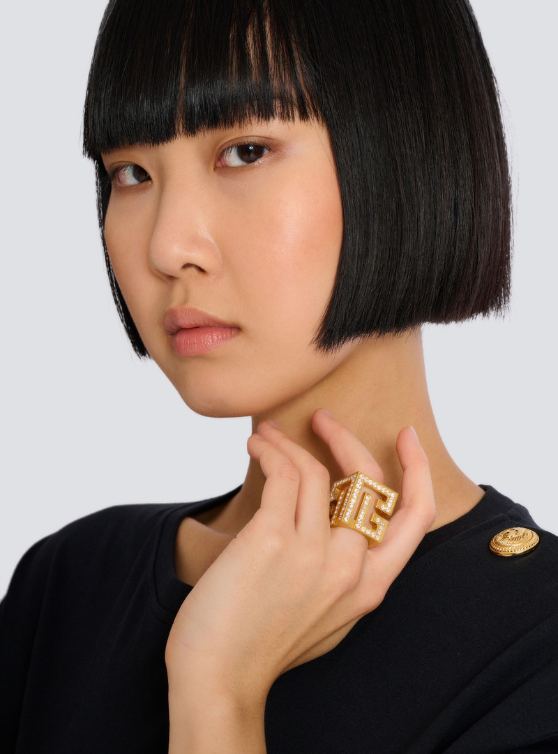 Balmain PB 3D rhinestone cube ring outlook