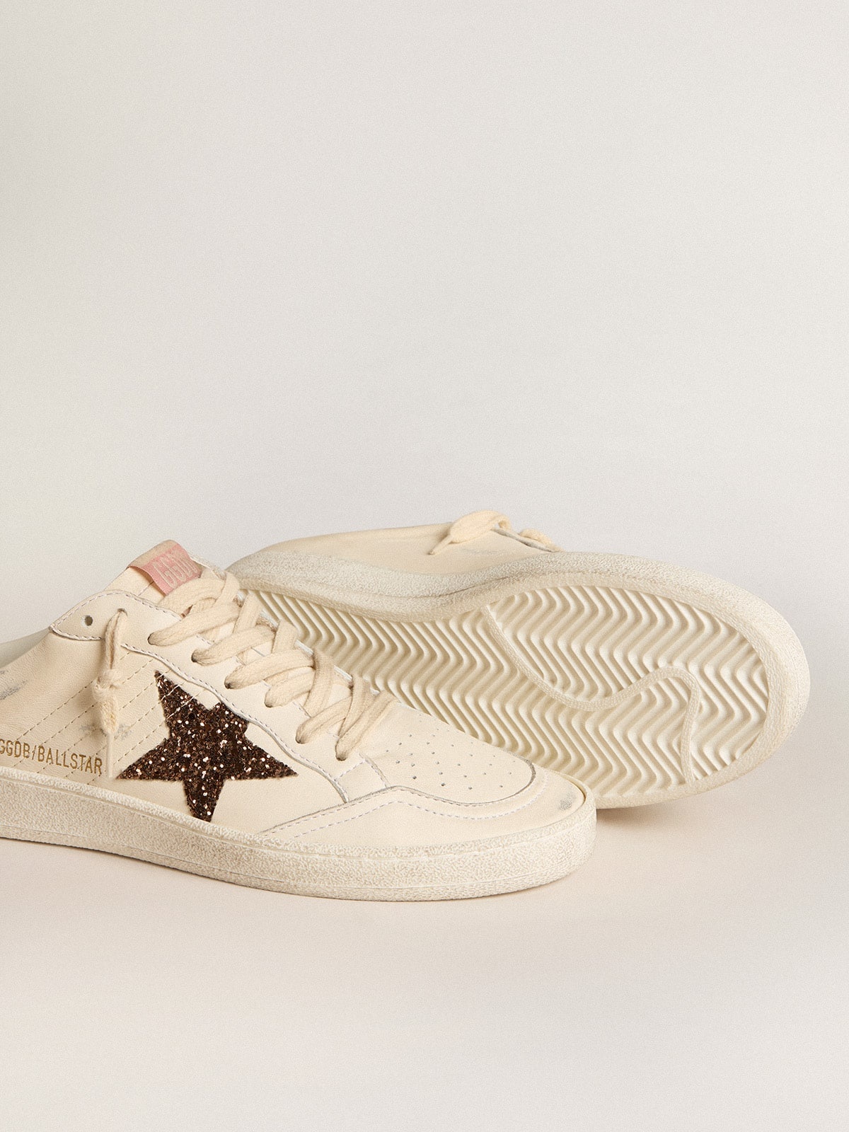 Ball Star Sabots in ivory nappa with bronze glitter star - 3