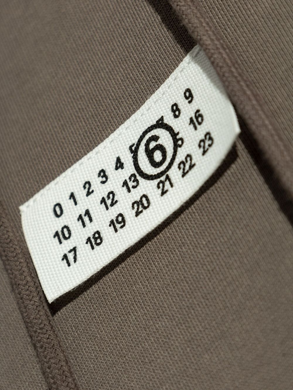 numbers motif hoodie - 5